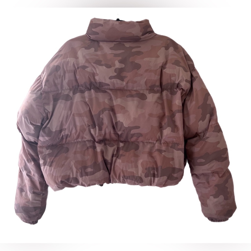 Fabletics Women's Wander Tan Camo Cropped Puffer Jacket Size XXL High Collar - Picture 3 of 16